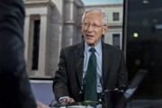 兰州宏观经济学教授兼实践者Stanley Fisher逝世 曾培养全球多位经济决策者